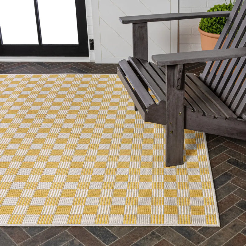 5' X 8' Yellow And Cream Geometric Indoor Outdoor Area Rug Homeroots Outdoor