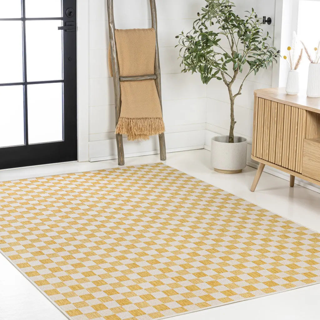 5' X 8' Yellow And Cream Geometric Indoor Outdoor Area Rug Homeroots Outdoor