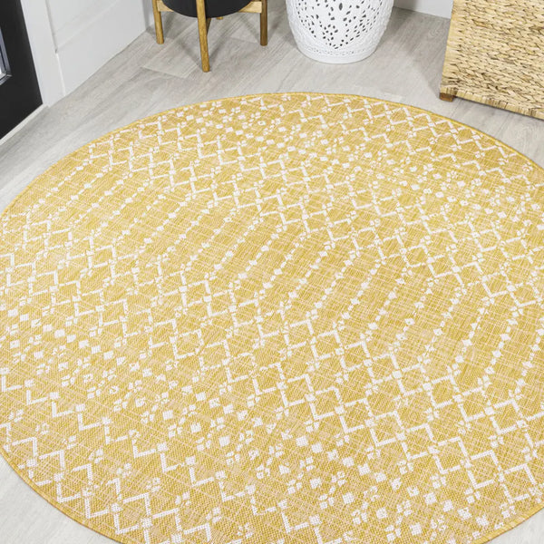 5' Yellow And Cream Round Trellis Indoor Outdoor Area Rug Homeroots Outdoor