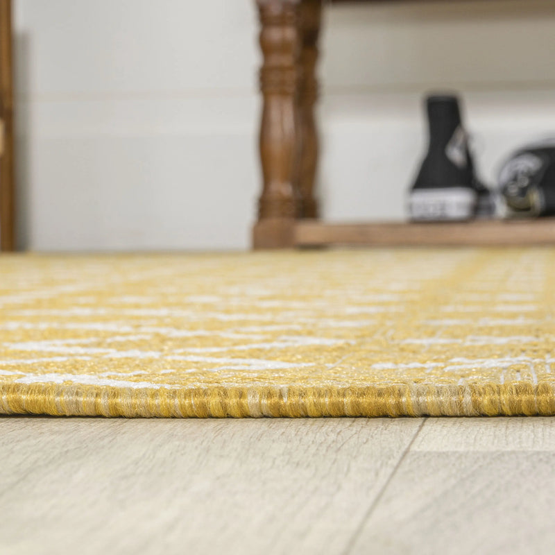 5' Yellow And Cream Round Trellis Indoor Outdoor Area Rug Homeroots Outdoor