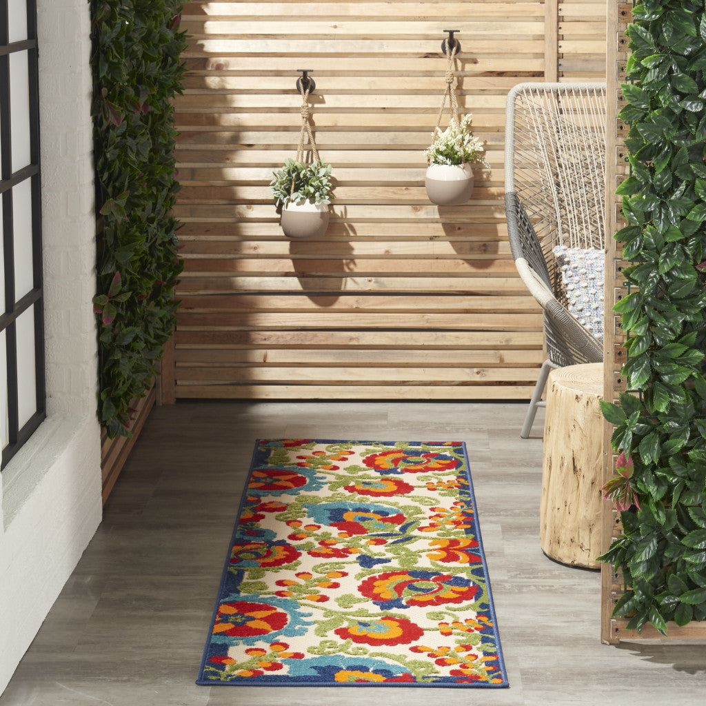 6' Green And Ivory Indoor Outdoor Area Rug - GreatEagleInc