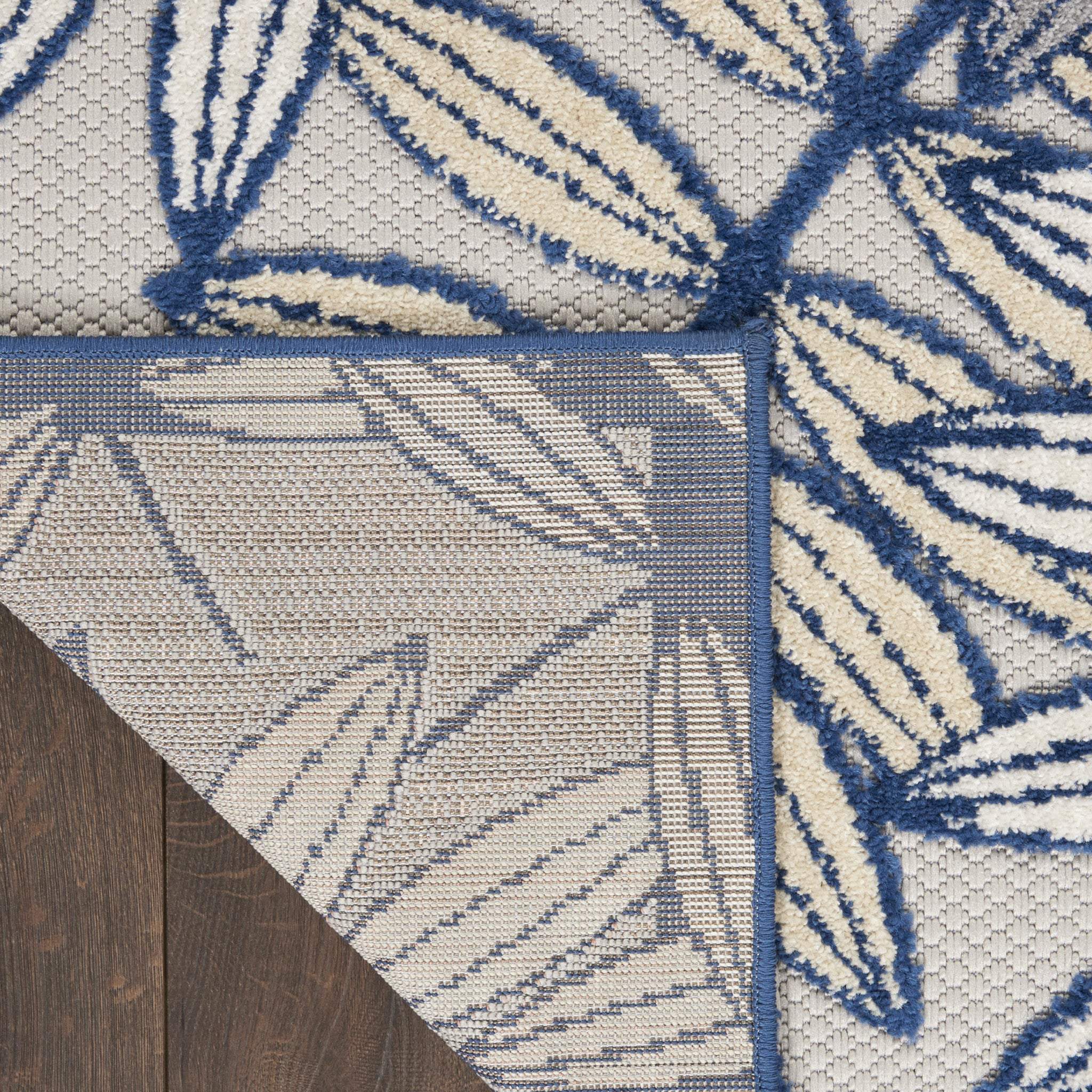 6' Ivory And Blue Indoor Outdoor Runner Rug - GreatEagleInc