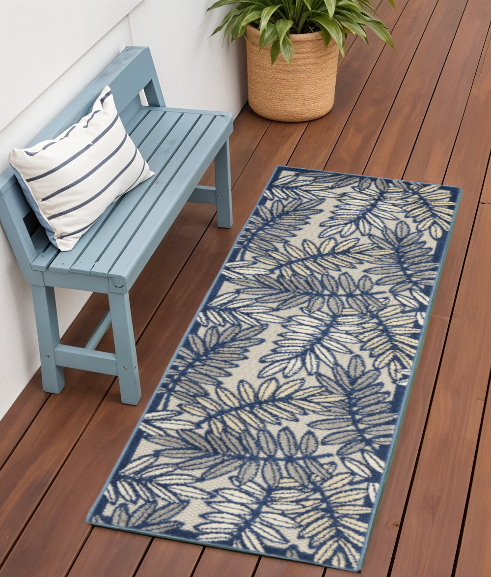 6' Ivory And Blue Indoor Outdoor Runner Rug - GreatEagleInc
