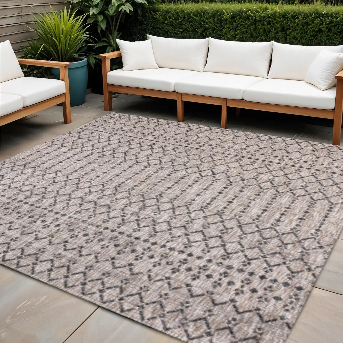 6' Natural And Black Square Trellis Indoor Outdoor Area Rug Homeroots Outdoor