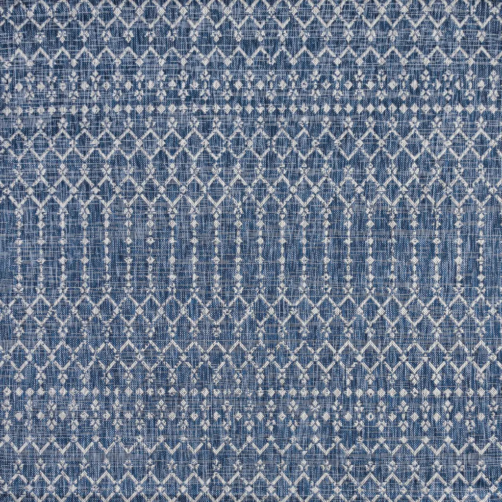 6' Navy Blue And Light Gray Square Trellis Indoor Outdoor Area Rug Homeroots Outdoor