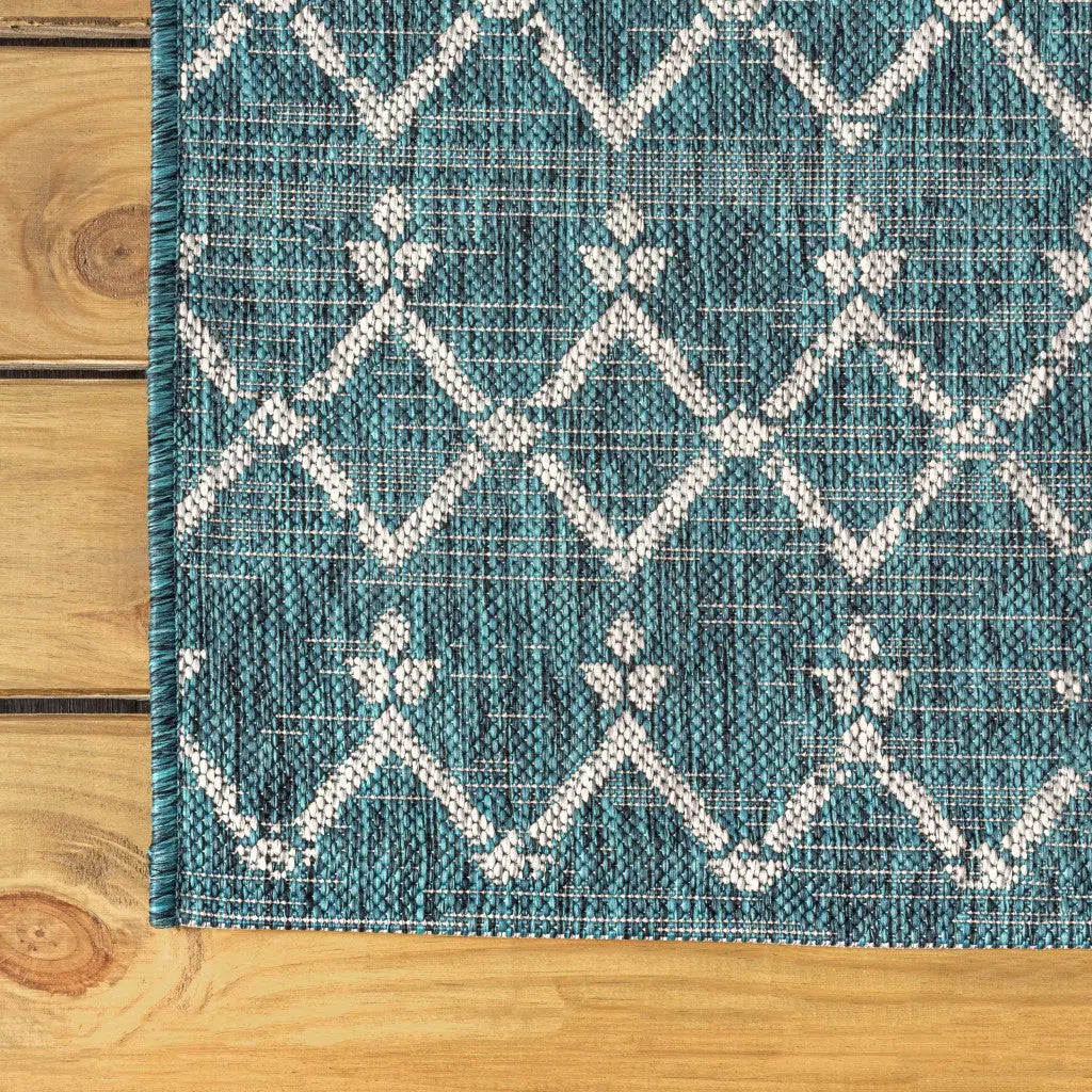 6' Teal Blue And Gray Round Trellis Indoor Outdoor Area Rug Homeroots Outdoor