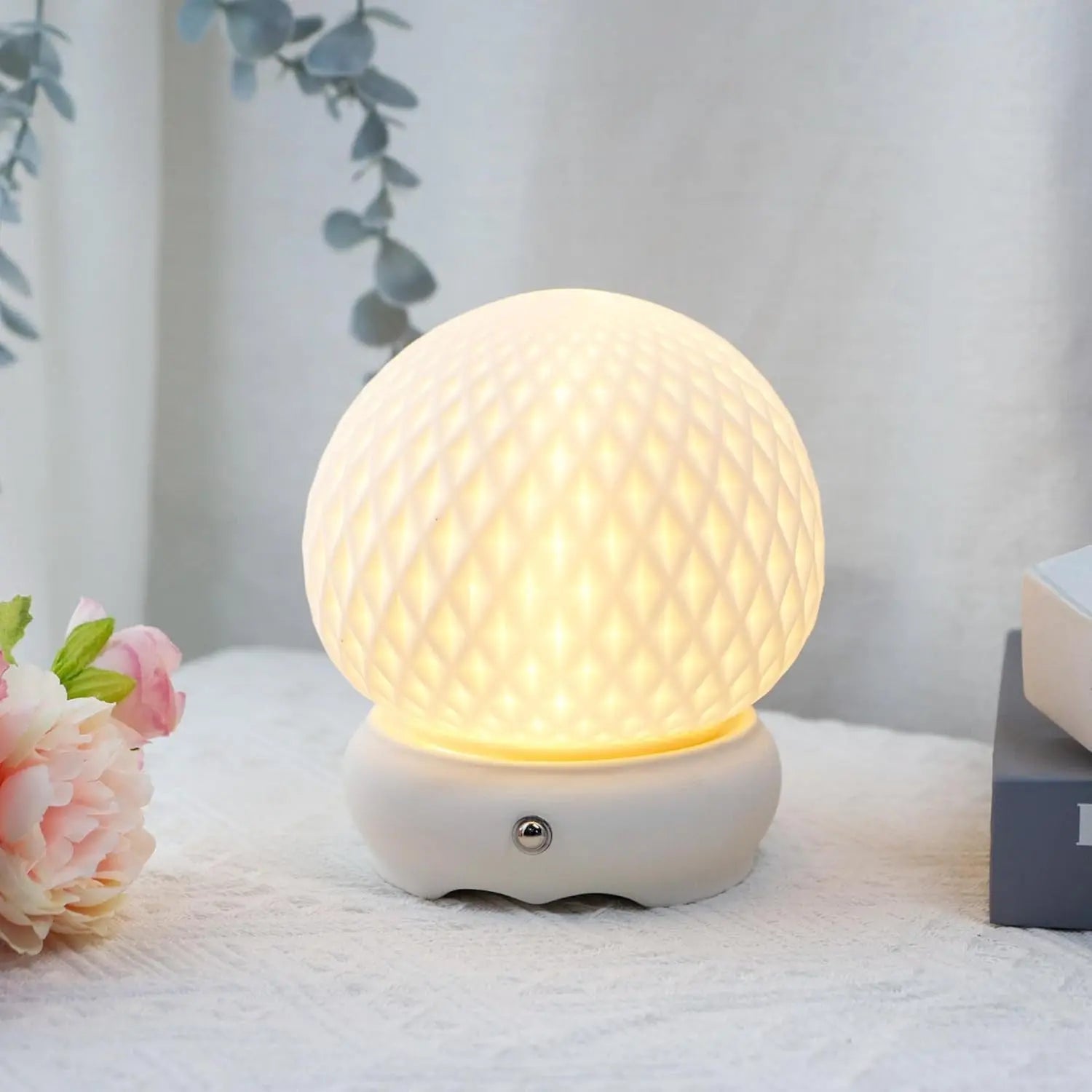 6" White Globe Desk Lamp With Globe Shade Homeroots Lighting