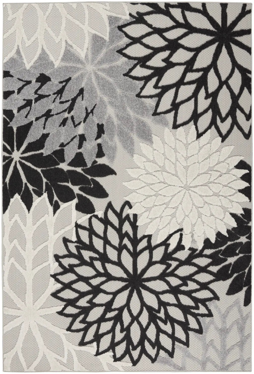 6' X 9' Black And White Floral Indoor Outdoor Area Rug Homeroots Outdoor