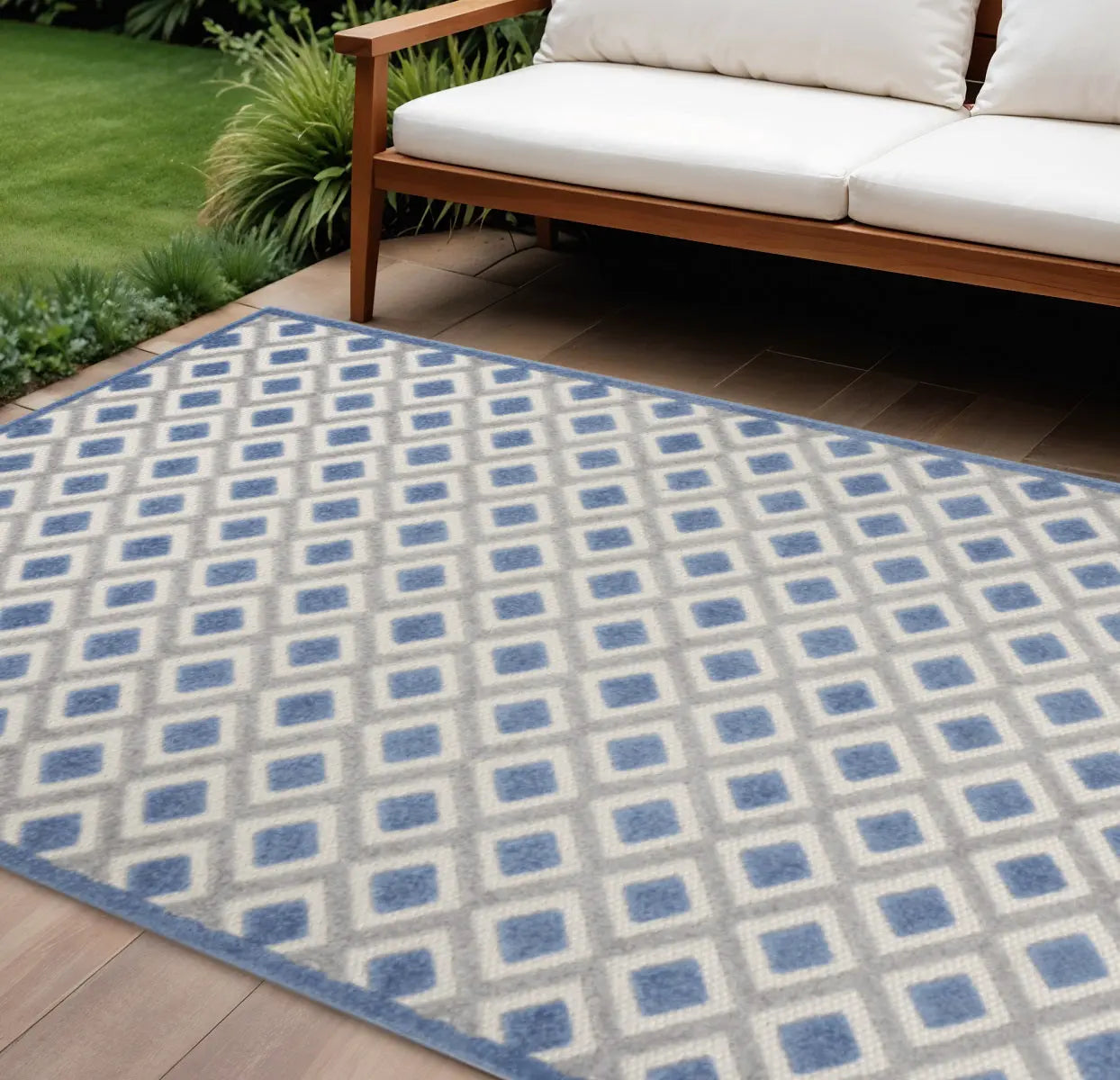 6' X 9' Blue And Gray Geometric Indoor Outdoor Area Rug Homeroots Outdoor
