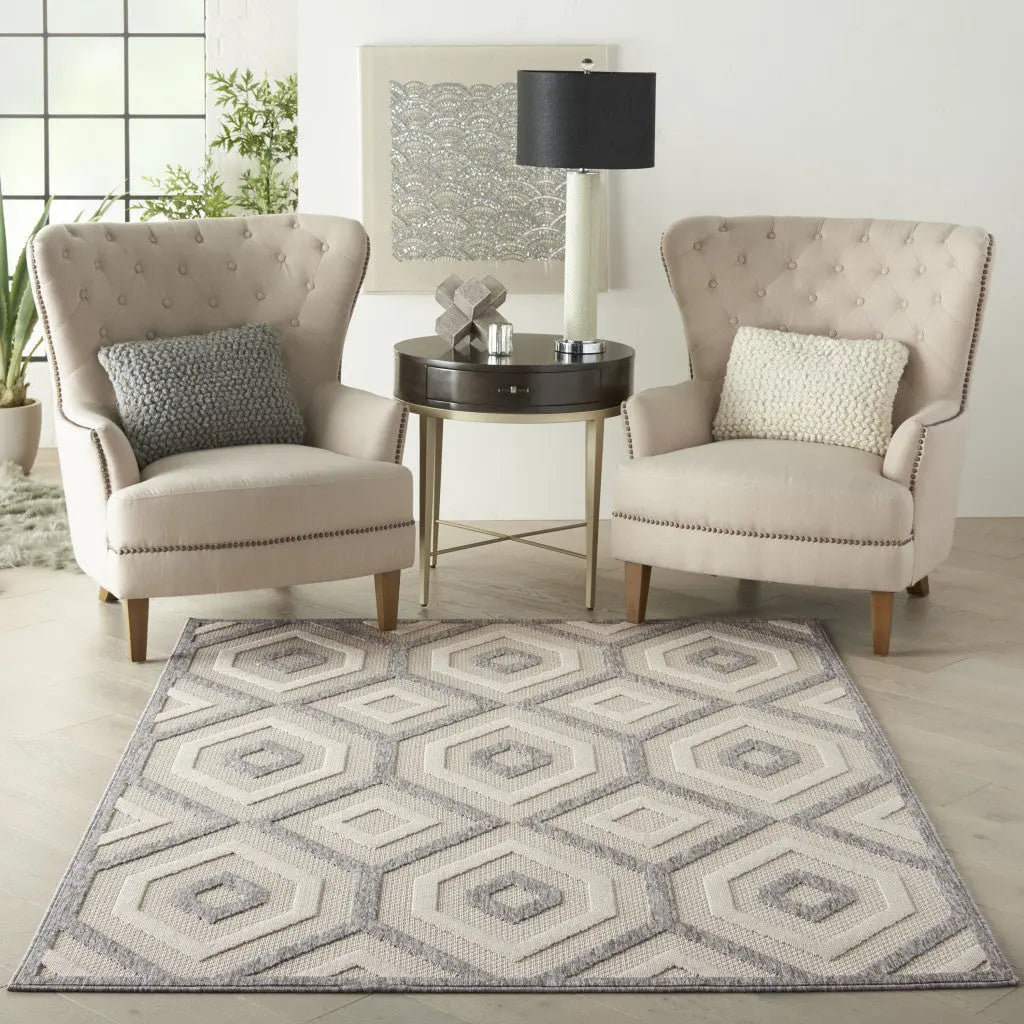 6' X 9' Cream And Gray Geometric Indoor Outdoor Area Rug Homeroots Outdoor
