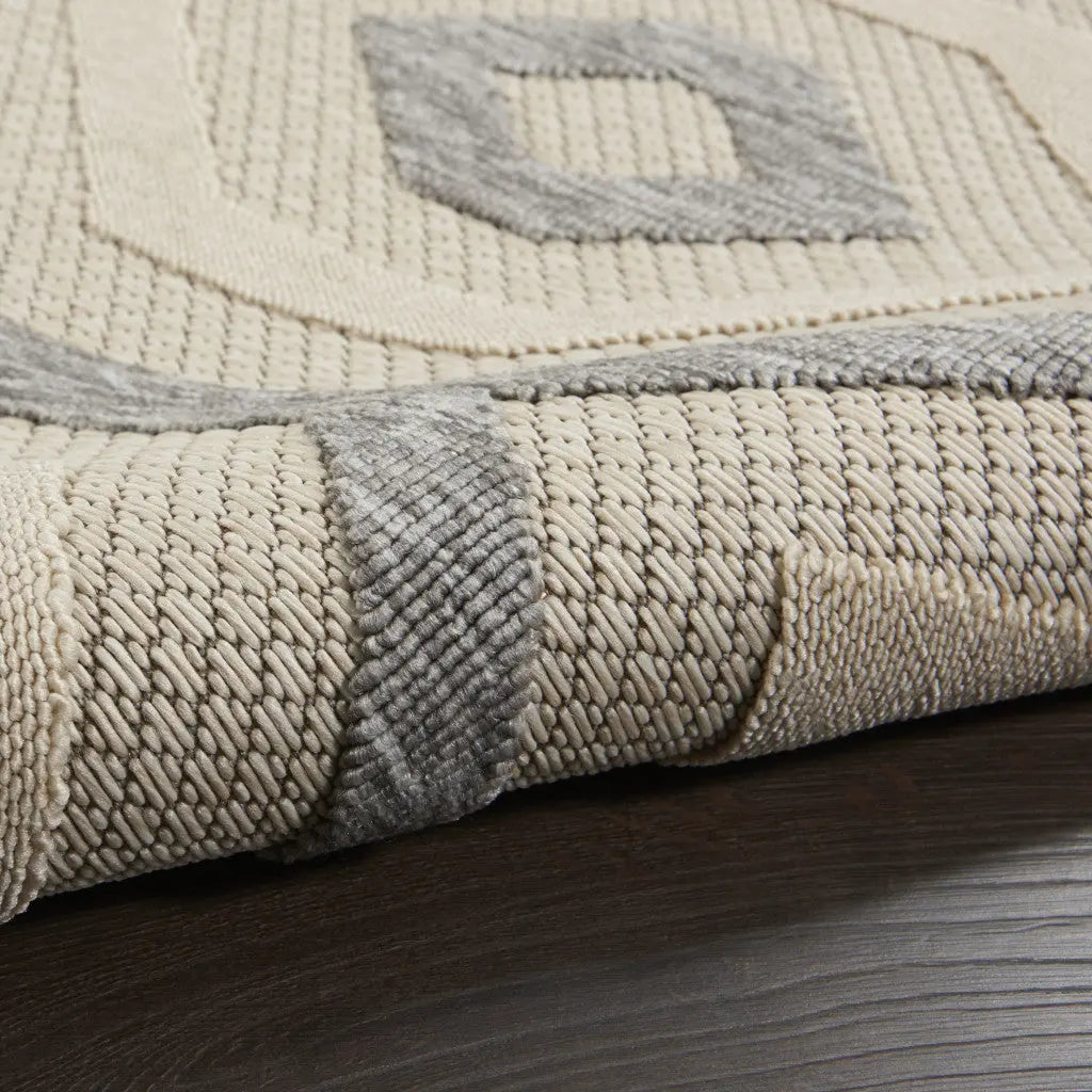 6' X 9' Cream And Gray Geometric Indoor Outdoor Area Rug Homeroots Outdoor