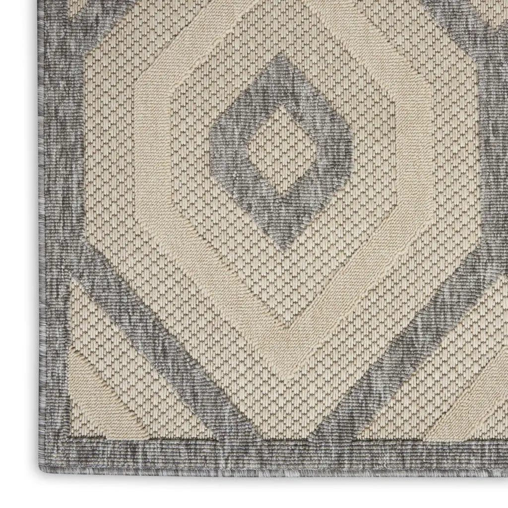 6' X 9' Cream And Gray Geometric Indoor Outdoor Area Rug Homeroots Outdoor