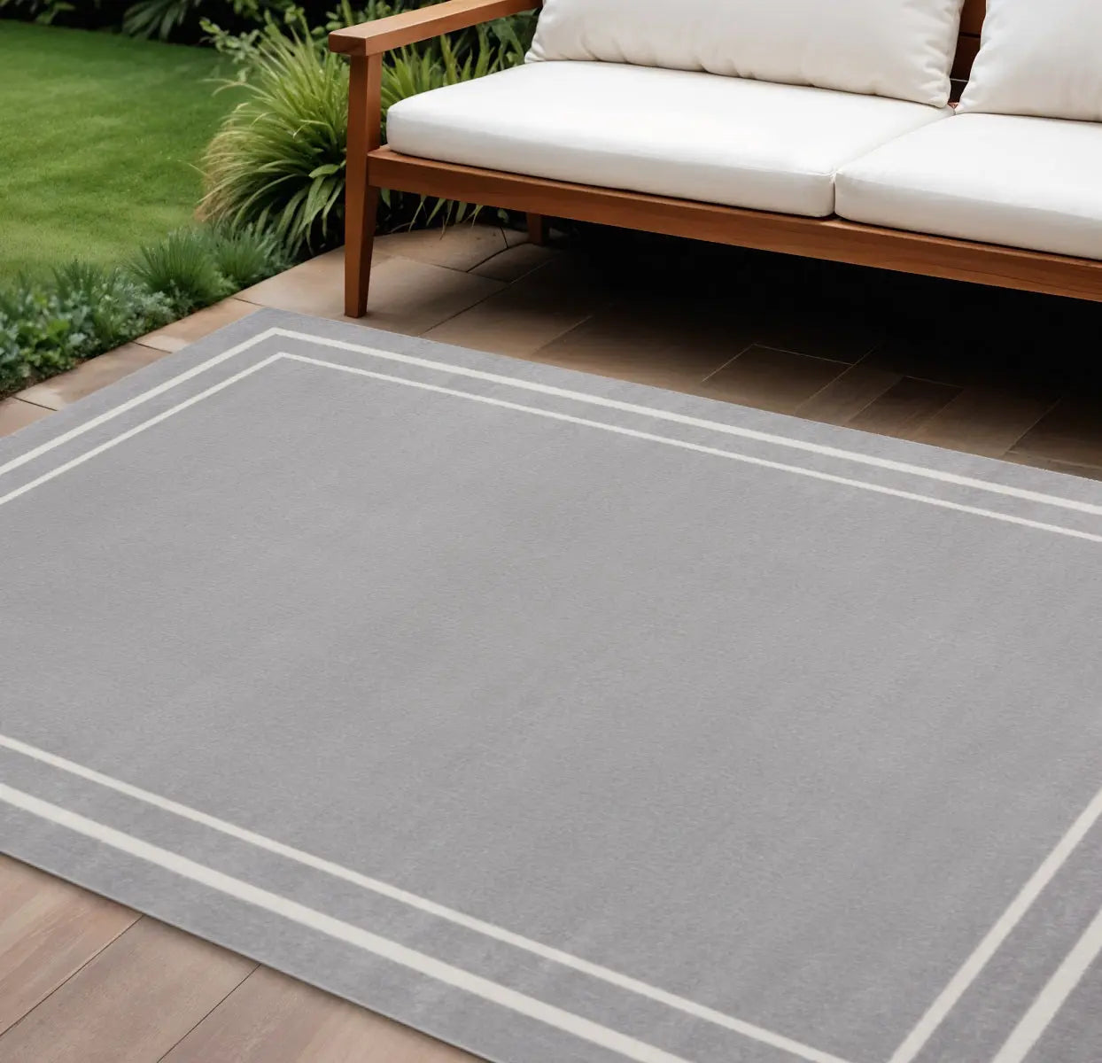 6' X 9' Gray And Ivory Indoor Outdoor Area Rug Homeroots Outdoor