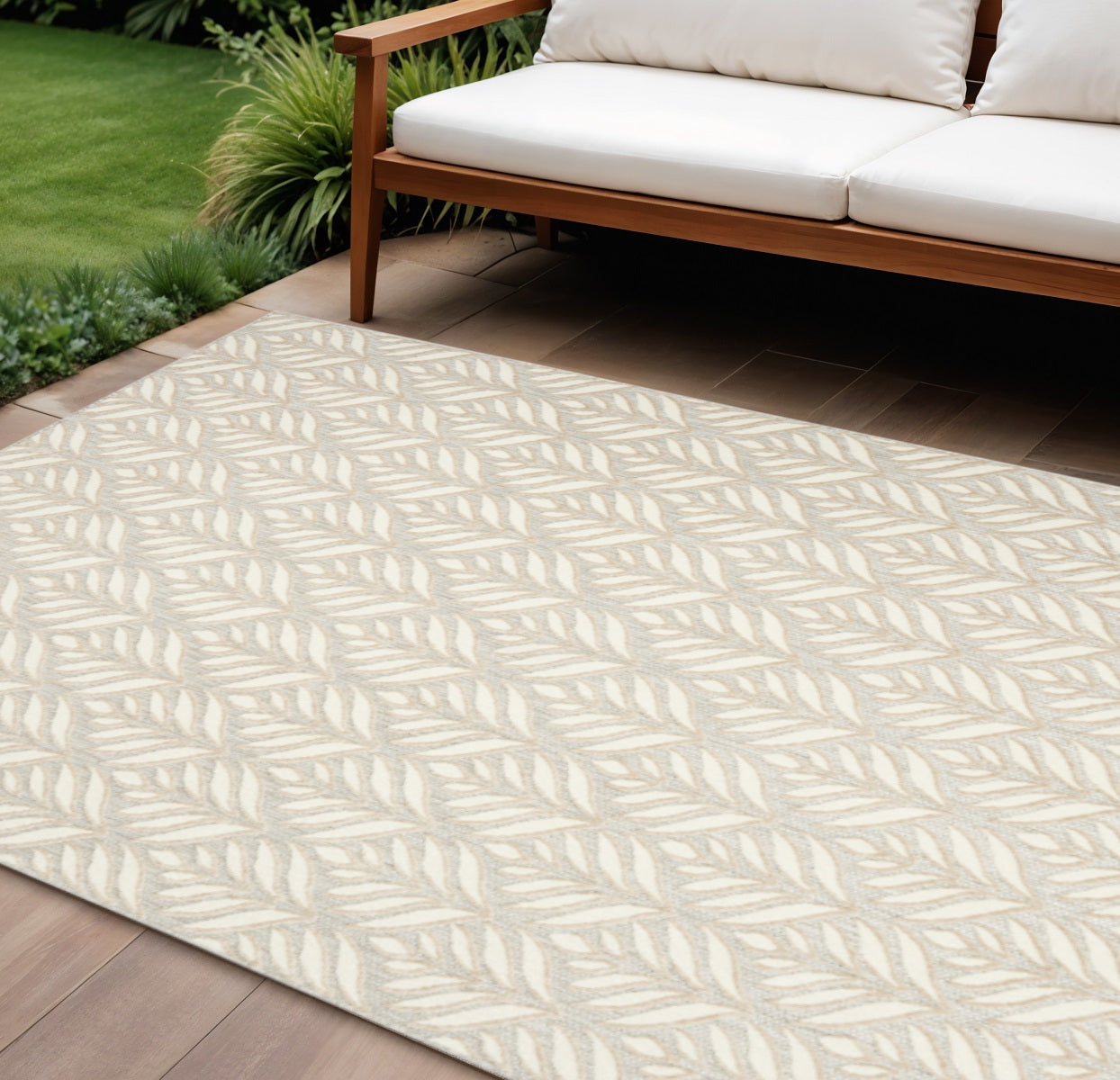 6' X 9' Ivory And Grey Floral Stain Resistant Non Skid Area Rug Homeroots Outdoor