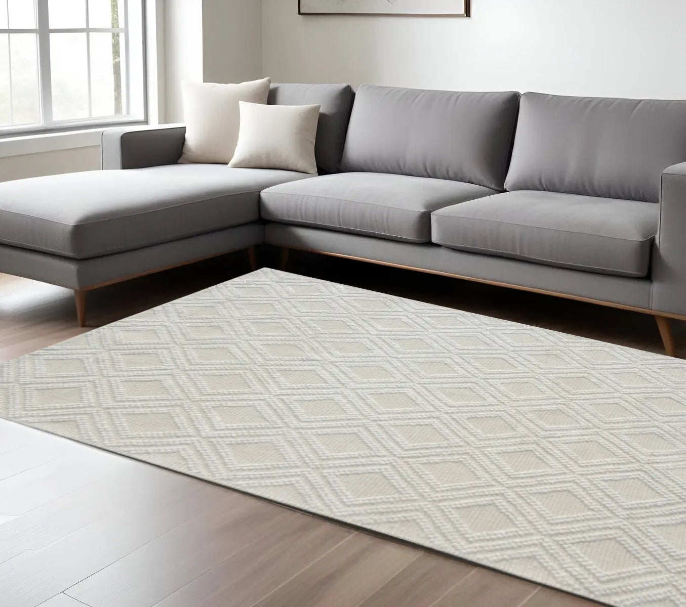 6' X 9' Ivory Geometric Handmade Area Rug Homeroots Home Decor