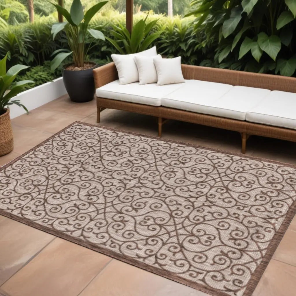 6' X 9' Taupe And Espresso Geometric Indoor Outdoor Area Rug Homeroots Outdoor