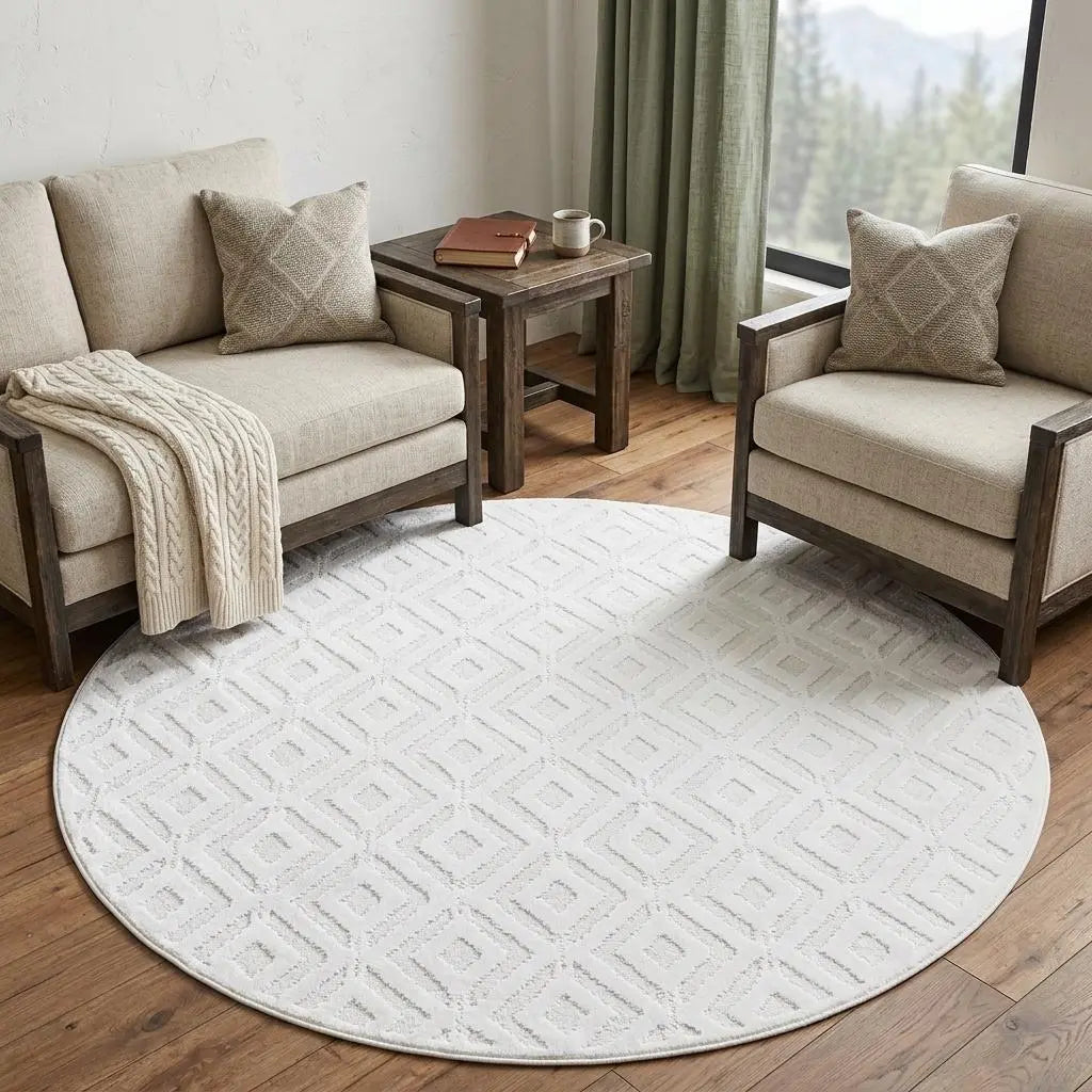 7' White Diamond Round Rug Homeroots Home Decor