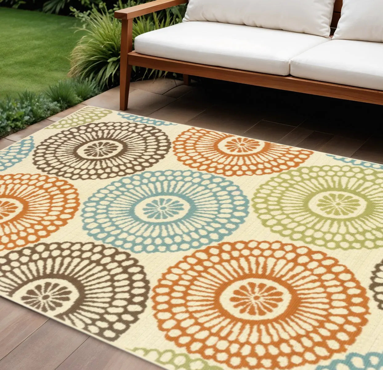 7' X 10' Beige Indoor Outdoor Area Rug Homeroots Outdoor