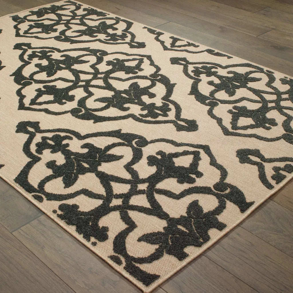 7' X 10' Beige and Black Oriental Stain Resistant Indoor Outdoor Area Rug Homeroots Outdoor