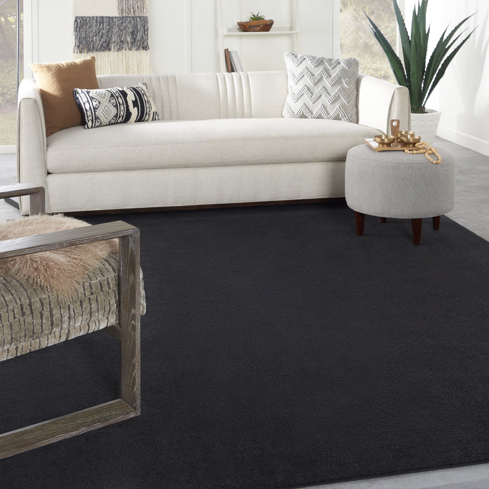 7' X 10' Black Indoor Outdoor Area Rug - GreatEagleInc