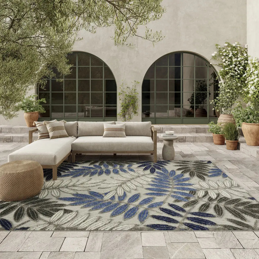 7' X 10' Blue And Gray Round Floral Indoor Outdoor Area Rug - GreatEagleInc