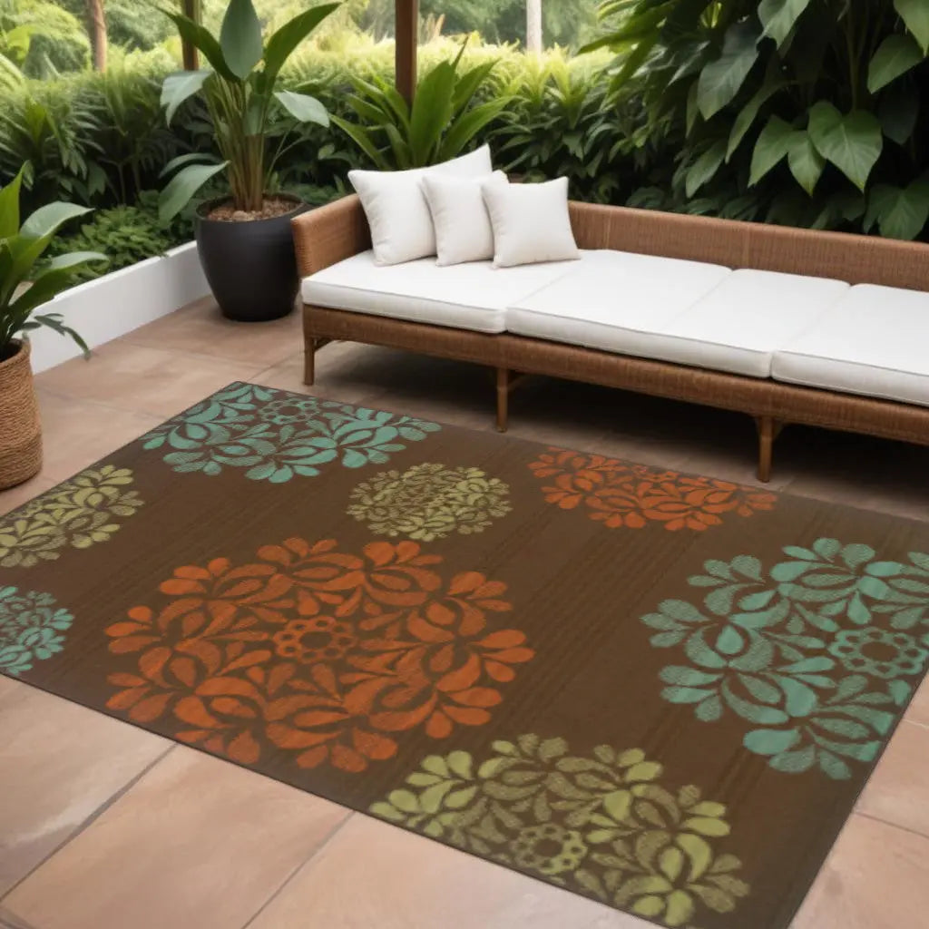 7' X 10' Brown Floral Stain Resistant Indoor Outdoor Area Rug Homeroots Outdoor