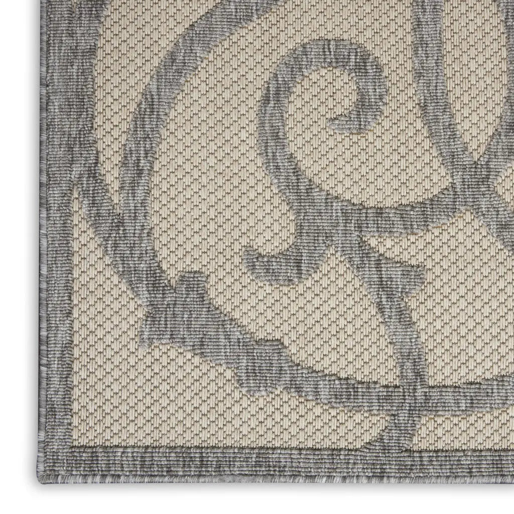 7' X 10' Cream And Gray Trellis Indoor Outdoor Area Rug Homeroots Outdoor