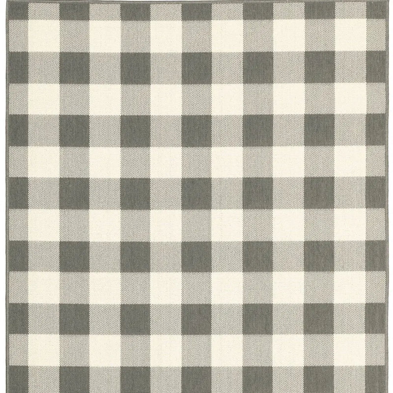 7' X 10' Gray And Ivory Indoor Outdoor Area Rug Homeroots Outdoor