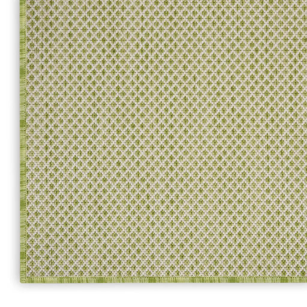 7' X 10' Green And Ivory Indoor Outdoor Area Rug Homeroots Outdoor