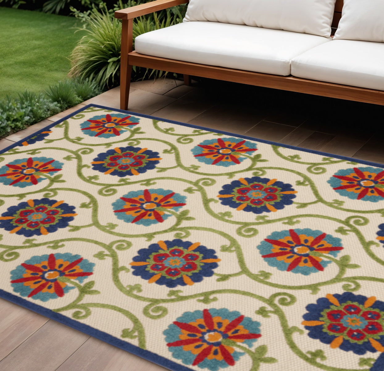 7' X 10' Ivory And Blue Indoor Outdoor Area Rug - GreatEagleInc