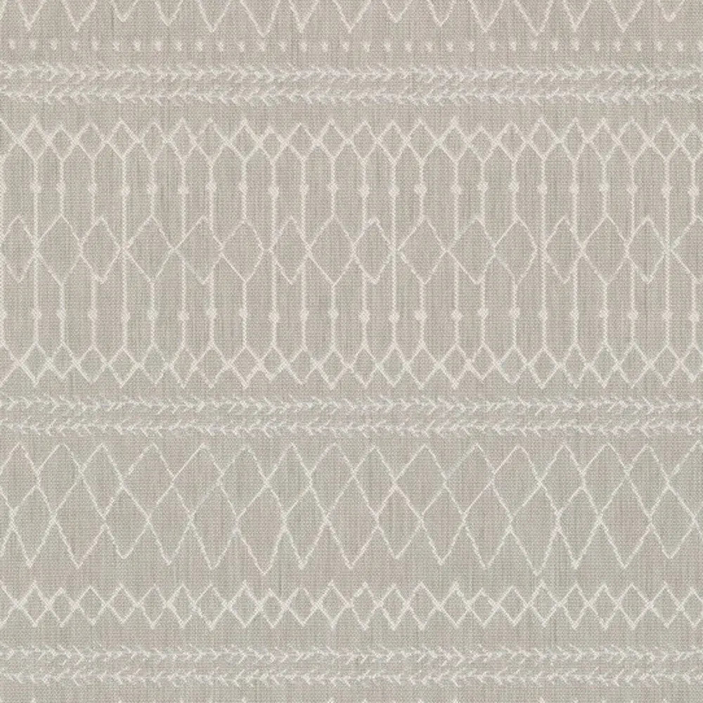 7' X 9' Gray And Ivory Geometric Indoor Outdoor Area Rug Homeroots Outdoor