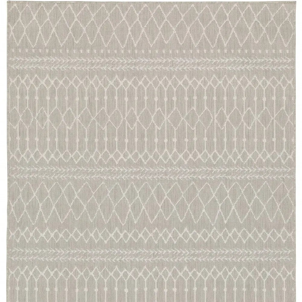 7' X 9' Gray And Ivory Geometric Indoor Outdoor Area Rug Homeroots Outdoor