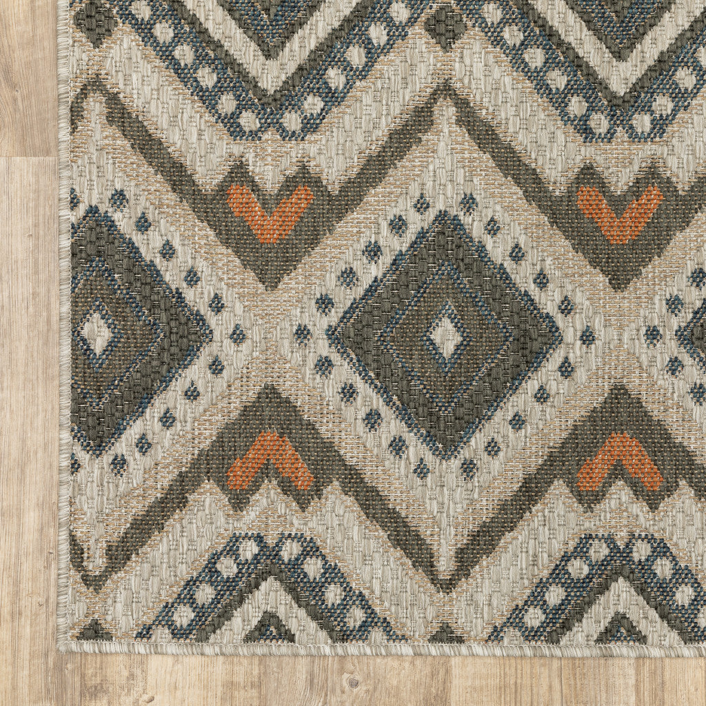 7' X 9' Gray Geometric Stain Resistant Indoor Outdoor Area Rug Homeroots Outdoor