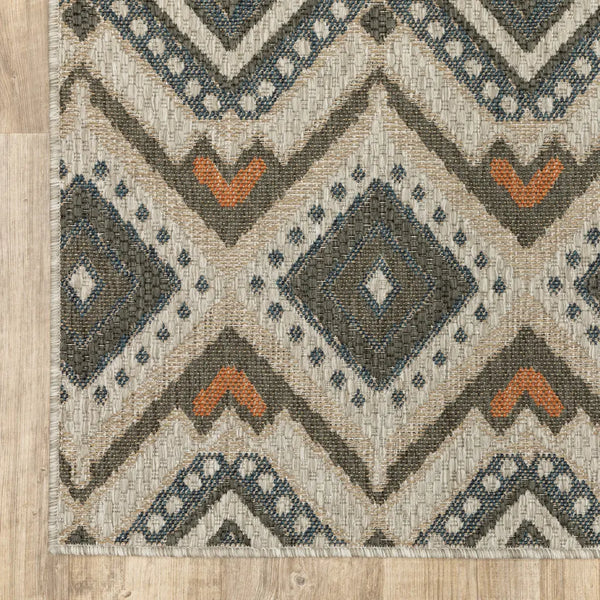 7' X 9' Gray Geometric Stain Resistant Indoor Outdoor Area Rug Homeroots Outdoor