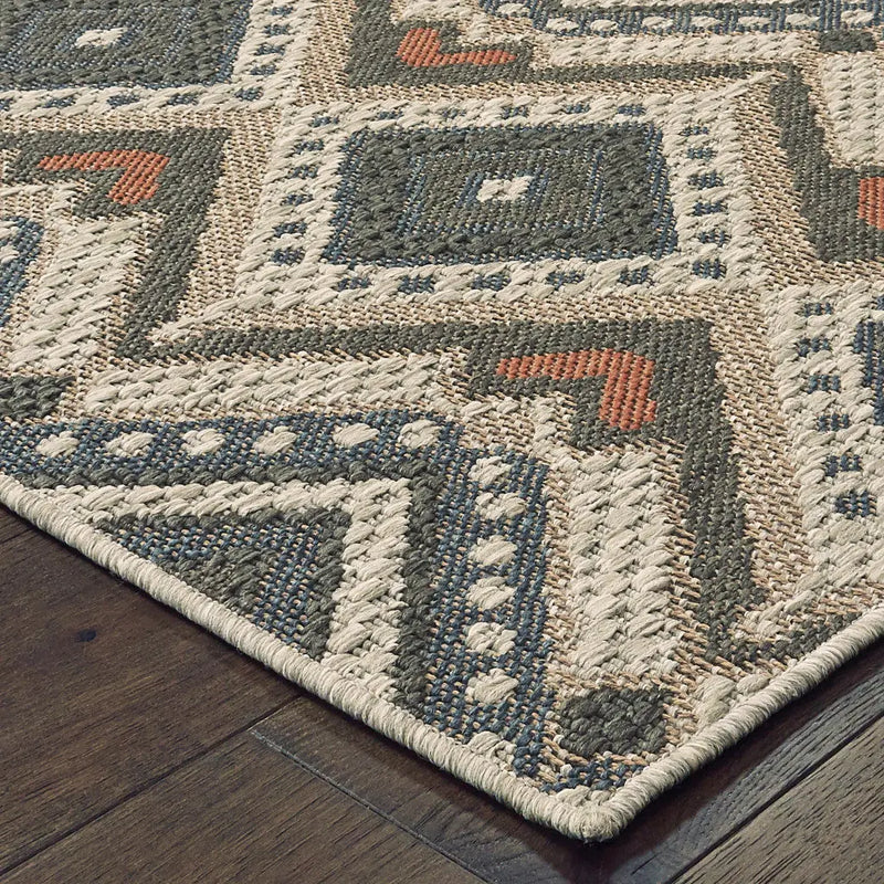 7' X 9' Gray Geometric Stain Resistant Indoor Outdoor Area Rug Homeroots Outdoor