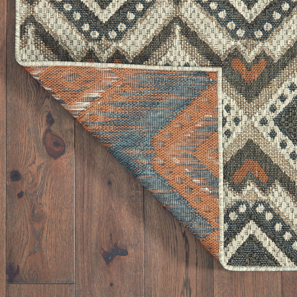 7' X 9' Gray Geometric Stain Resistant Indoor Outdoor Area Rug Homeroots Outdoor
