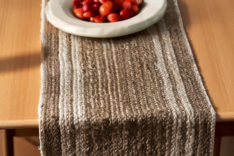 80" Brown Ivory And Natural Braided Jute Table Runner Homeroots Kitchen & Dining