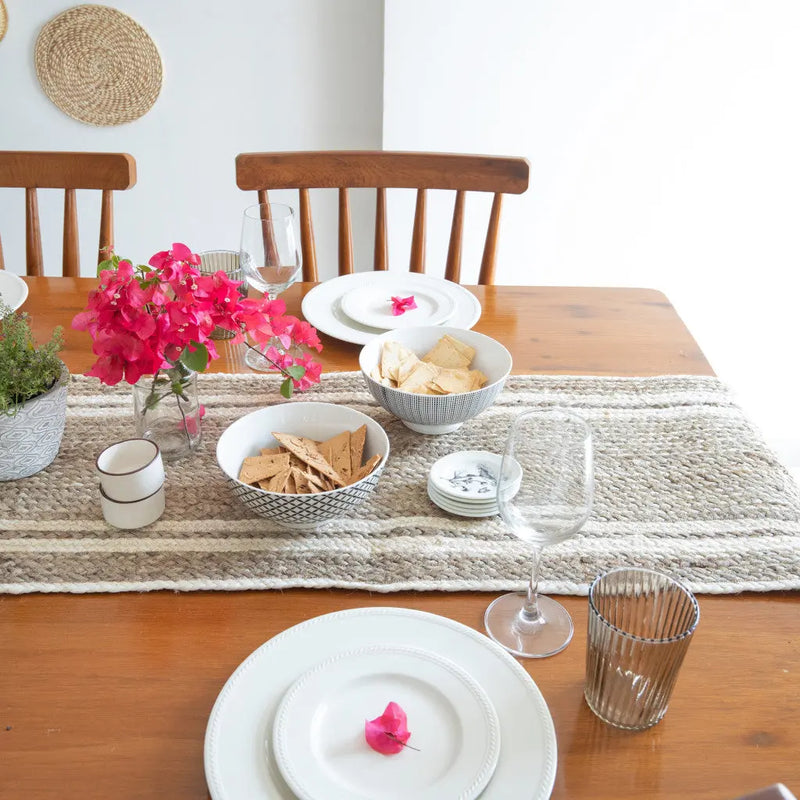 80" Natural And Cream Geometric Bordered Jute Table Runner Homeroots Kitchen & Dining