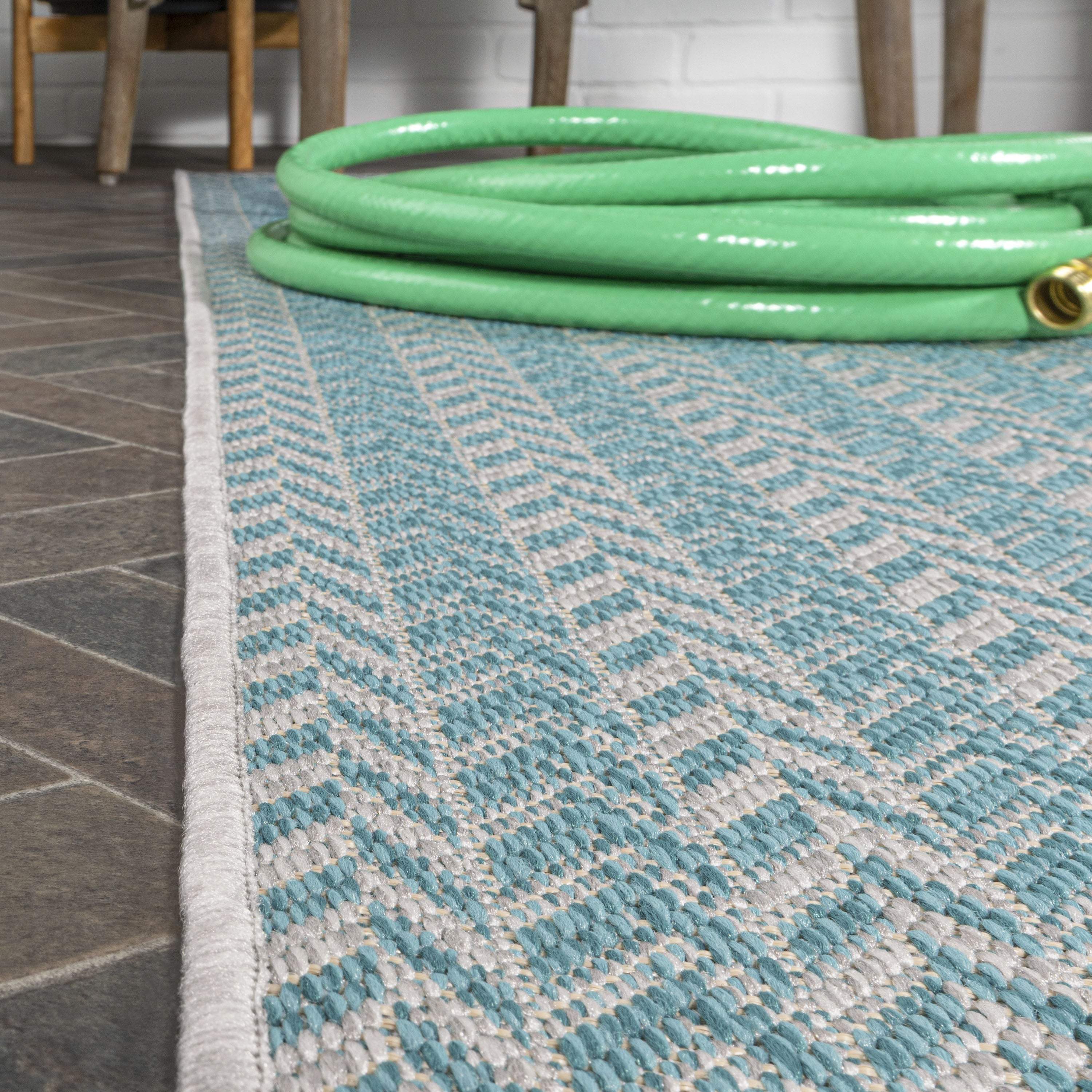 8' Aqua And Light Gray Striped Indoor Outdoor Runner Rug - GreatEagleInc