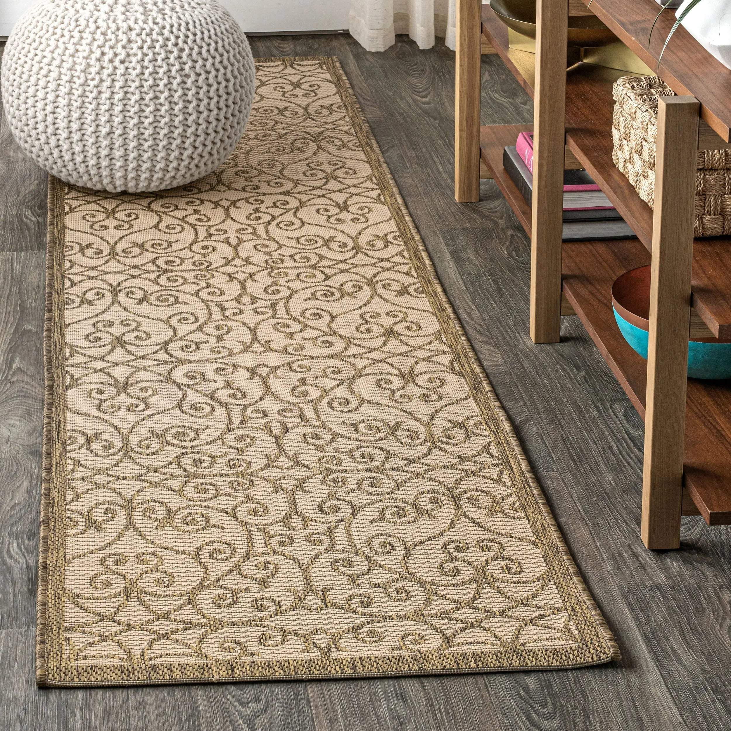 8' Beige And Brown Geometric Indoor Outdoor Runner Rug Homeroots Outdoor