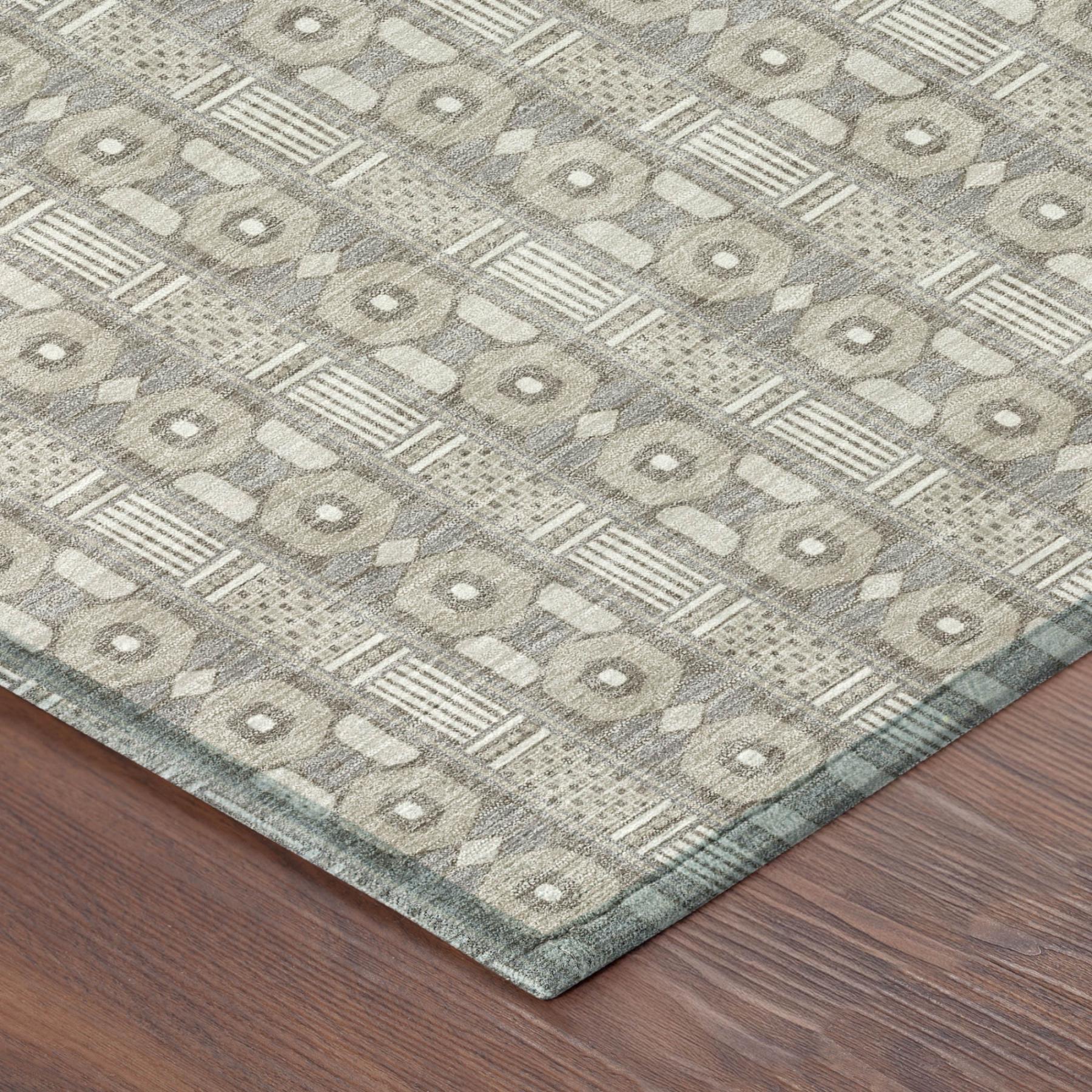 8' Beige And Brown Round Striped Washable Indoor Outdoor Area Rug Homeroots Outdoor