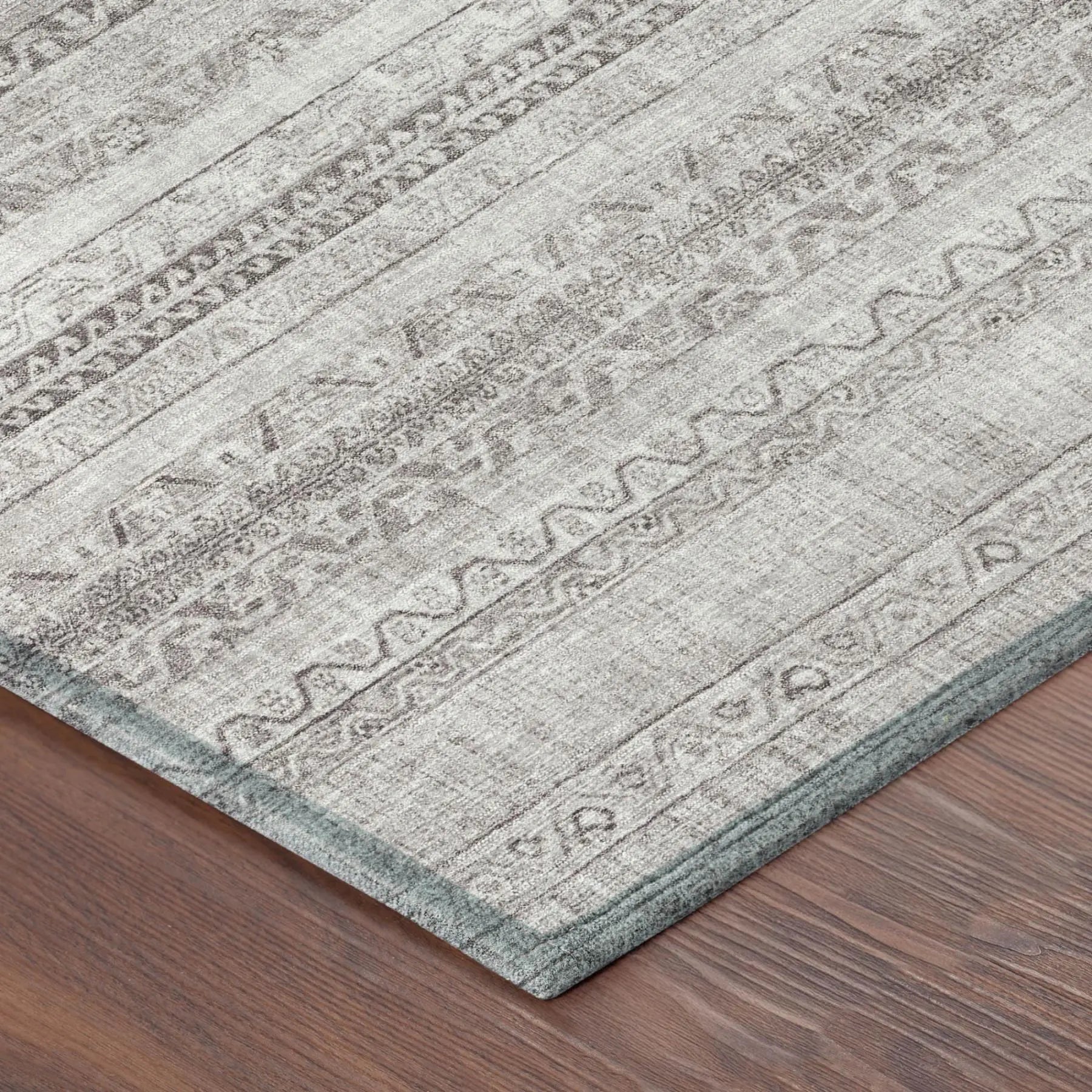 8' Beige And Brown Round Striped Washable Indoor Outdoor Area Rug Homeroots Outdoor