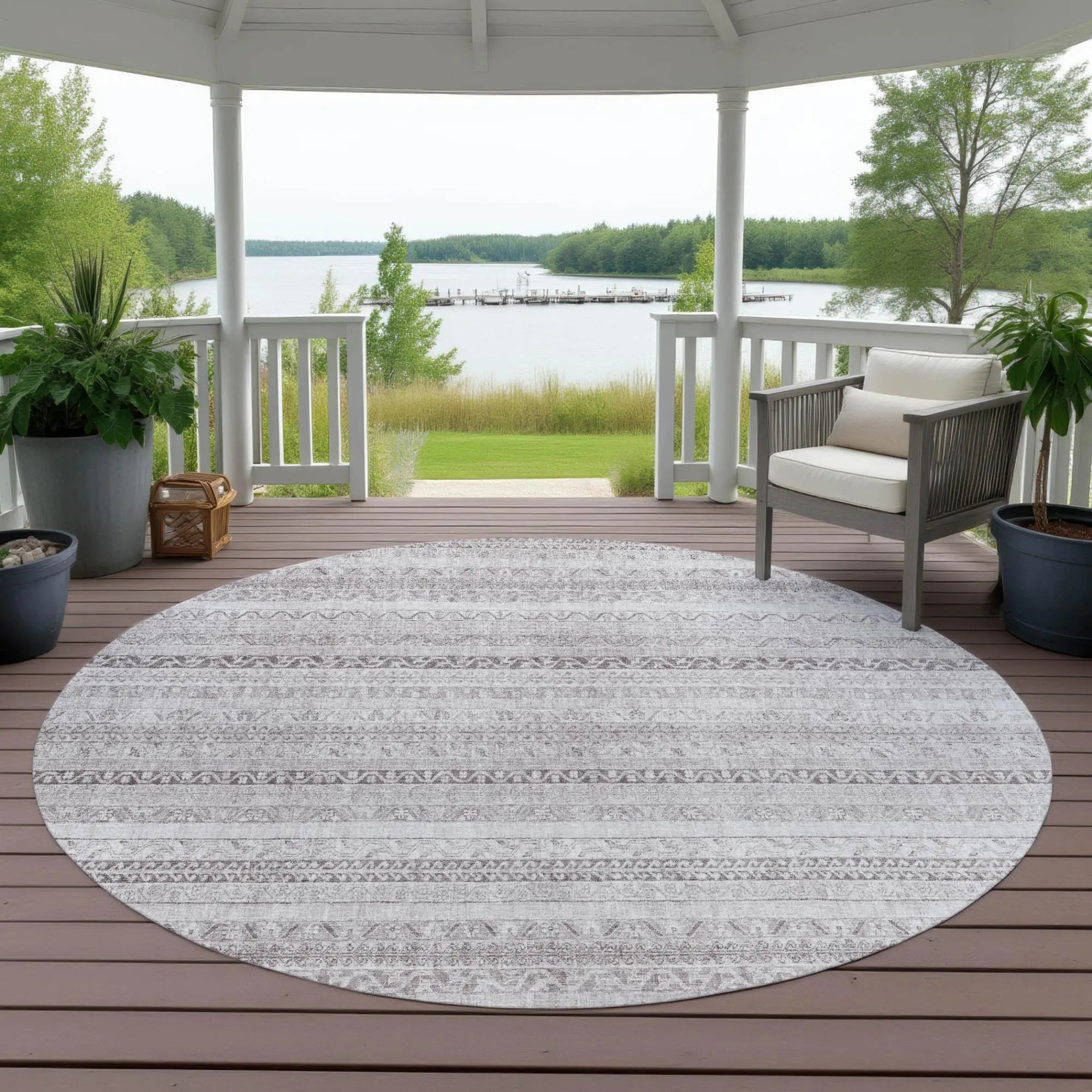 8' Beige And Brown Round Striped Washable Indoor Outdoor Area Rug Homeroots Outdoor