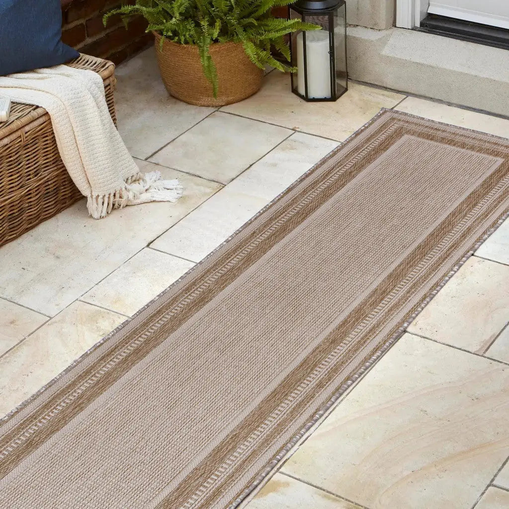 8' Beige And Cream Indoor Outdoor Runner Rug Homeroots Outdoor