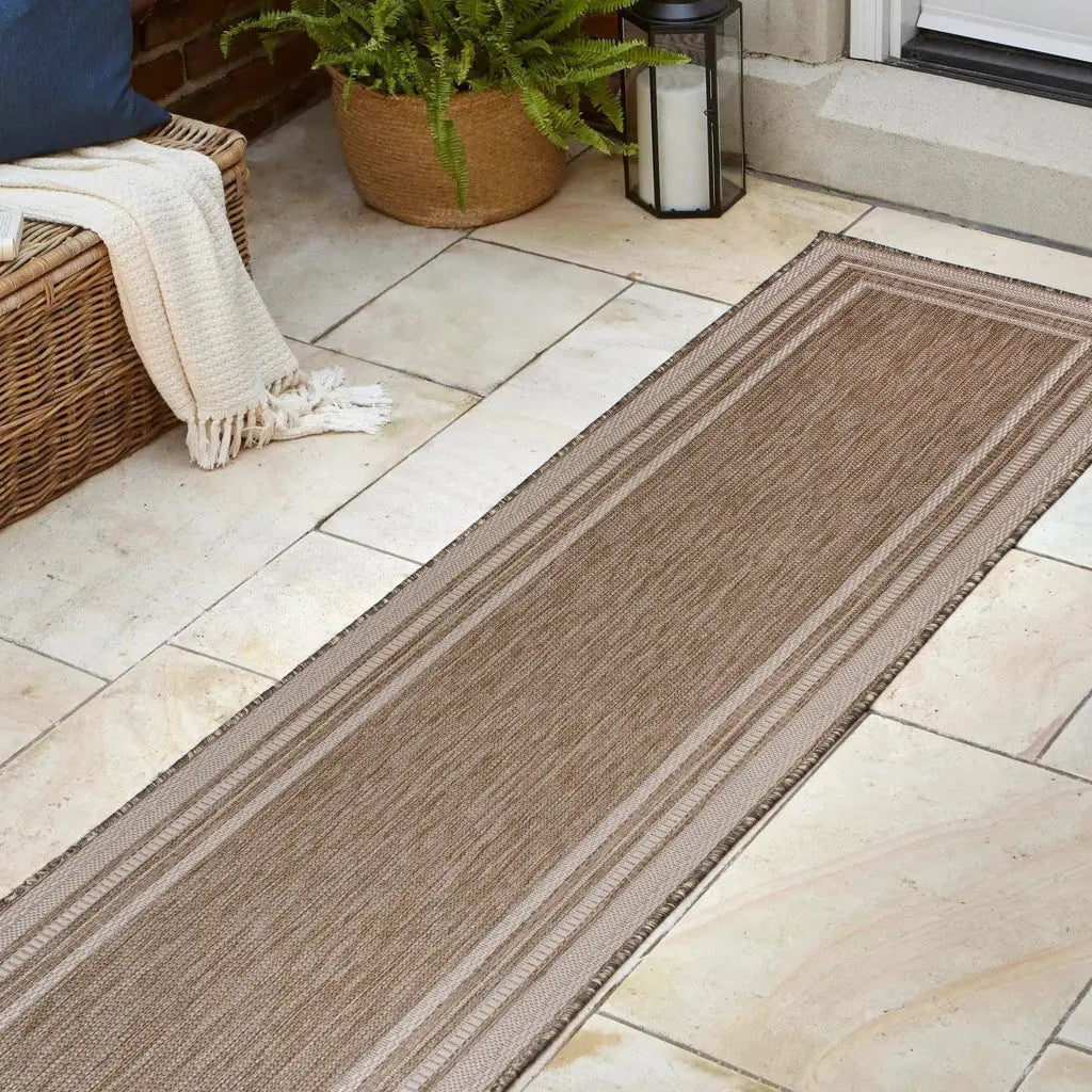 8' Beige And Cream Indoor Outdoor Runner Rug Homeroots Outdoor