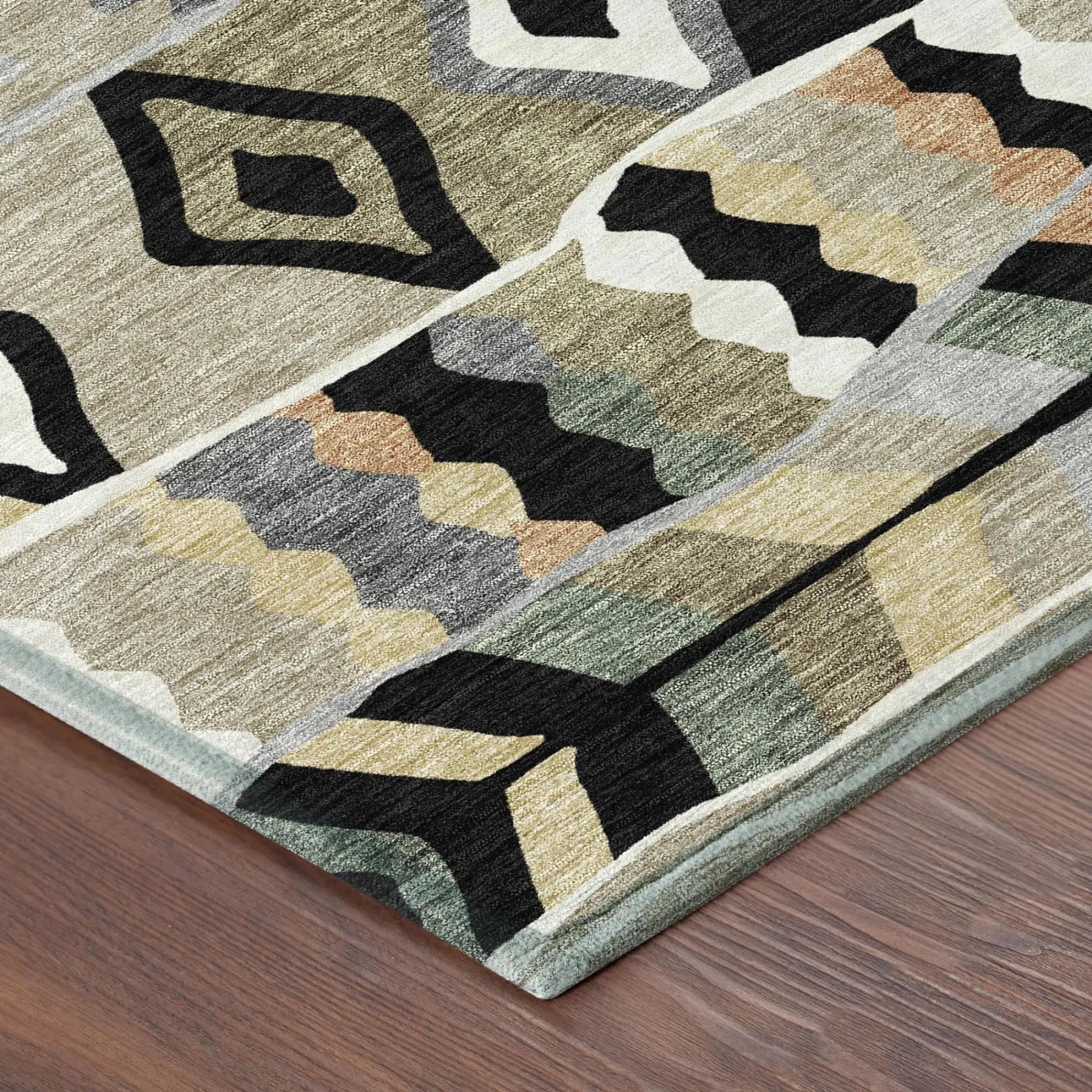 8' Black And Beige Round Geometric Washable Indoor Outdoor Area Rug Homeroots Outdoor