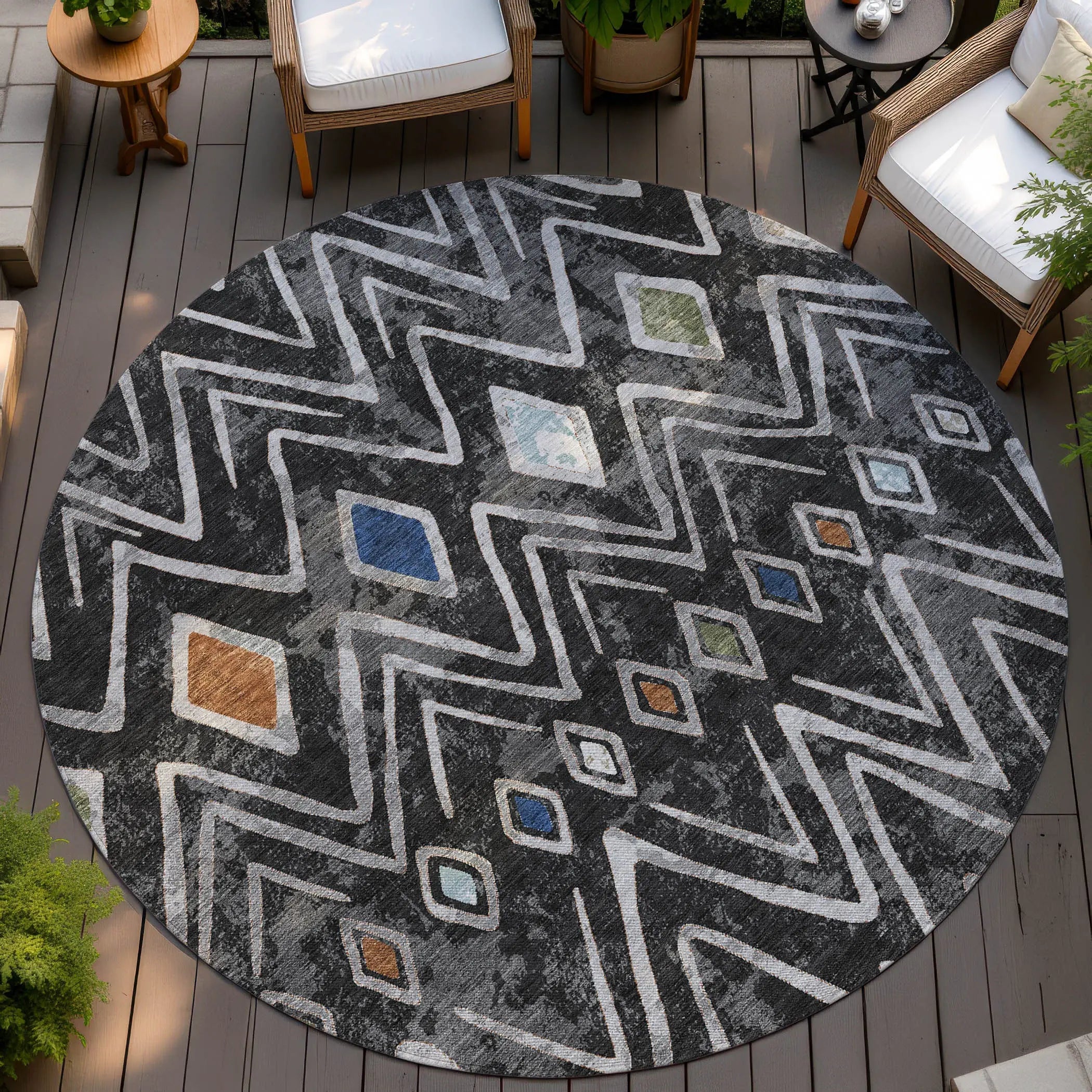 8' Black And Brown Round Geometric Washable Indoor Outdoor Area Rug Homeroots Outdoor