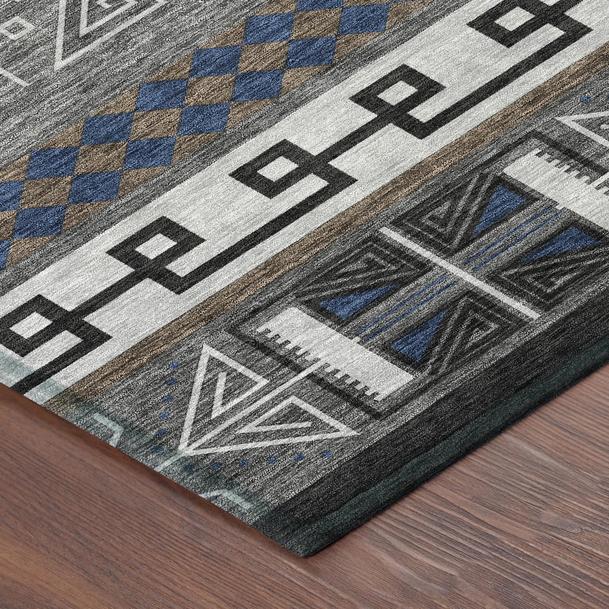 8' Black And Copper Round Tribal Washable Indoor Outdoor Area Rug Homeroots Outdoor