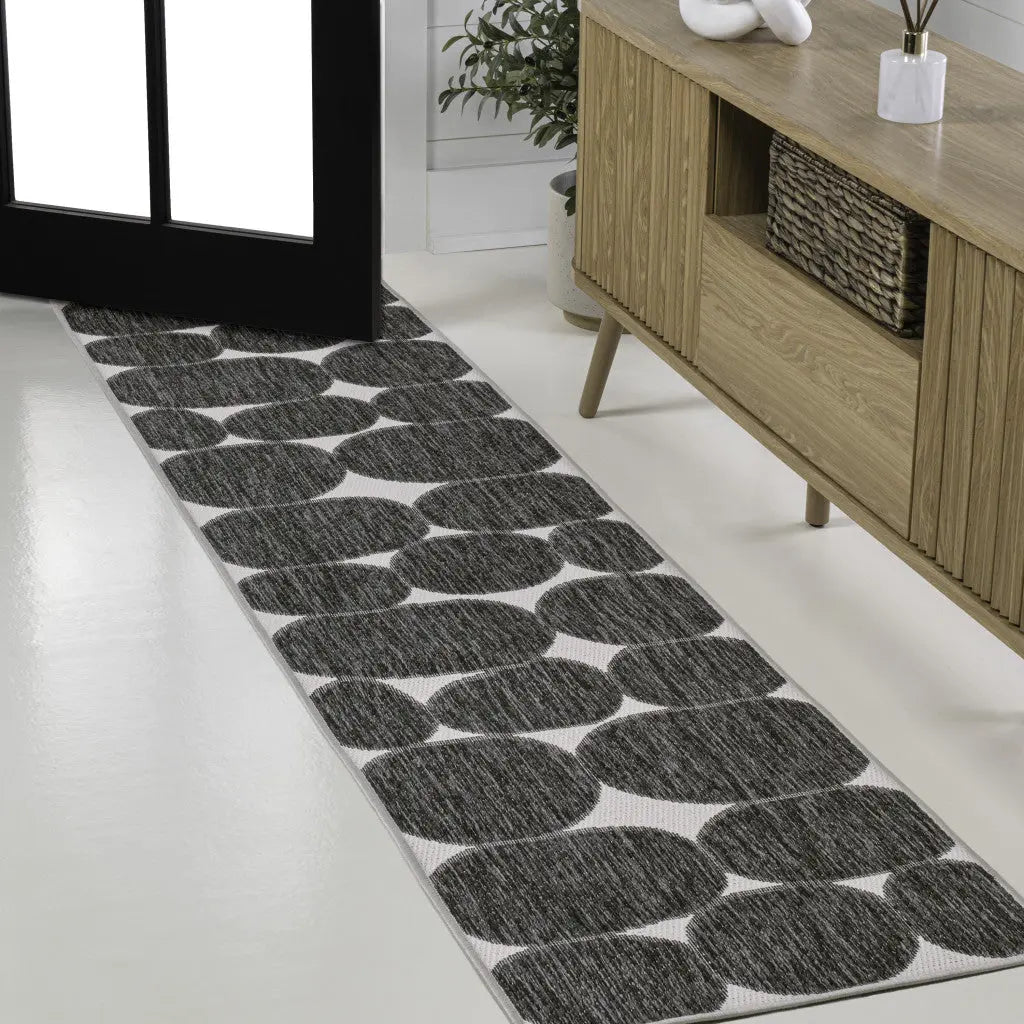 8' Black And Cream Geometric Indoor Outdoor Runner Rug Homeroots Outdoor