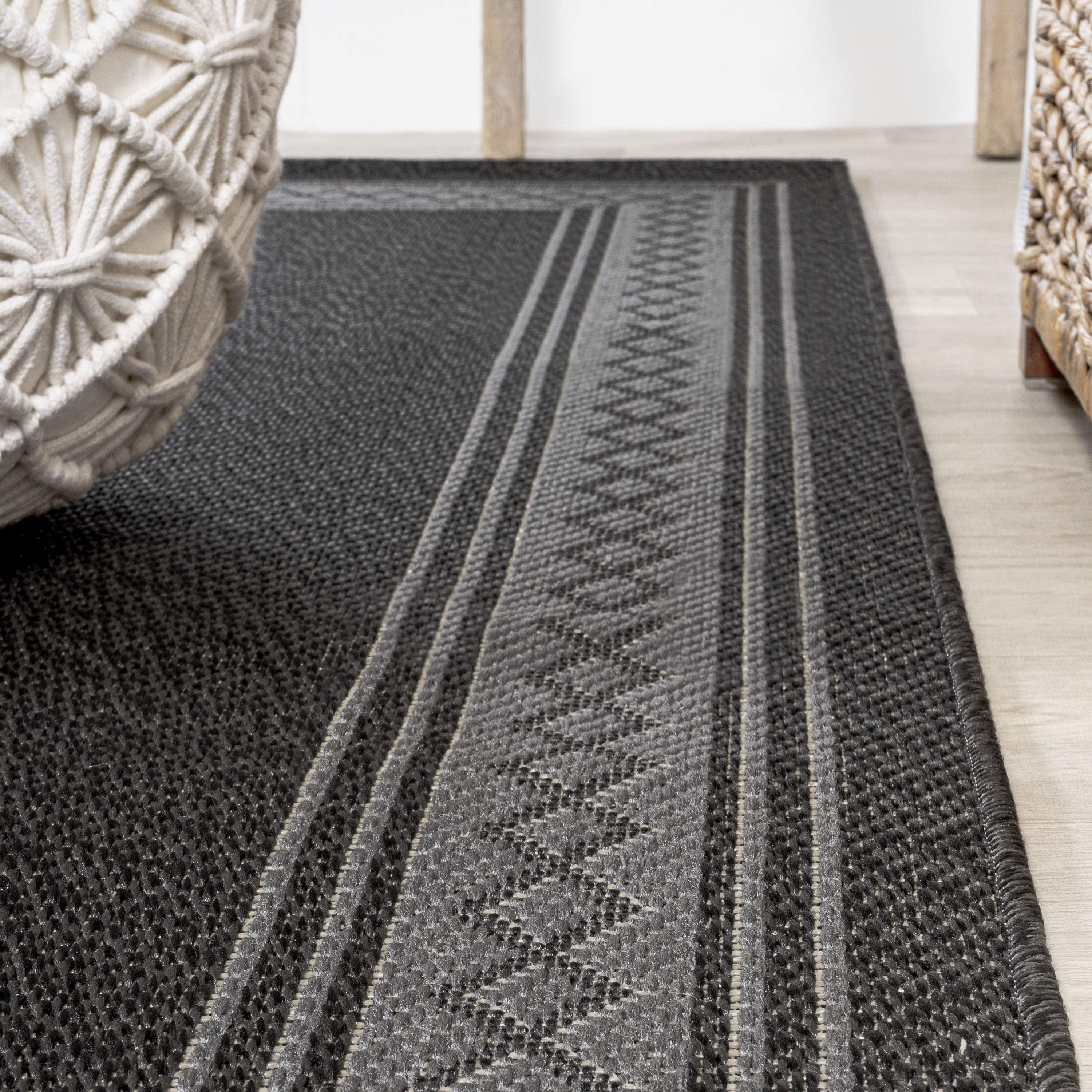 8' Black And Gray Indoor Outdoor Runner Rug - GreatEagleInc